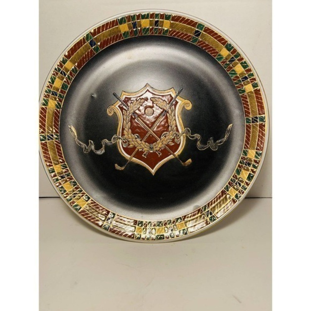 Vintage Hand Painted Enameled Chinese Armorial Plate 10”